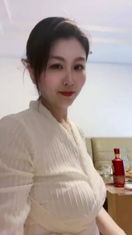 钕钕的第一张照片--绵阳相亲服务中心