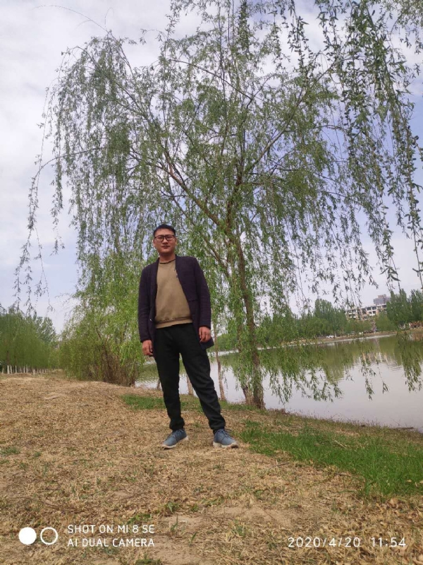 风中的烟头的第一张照片--绵阳相亲服务中心