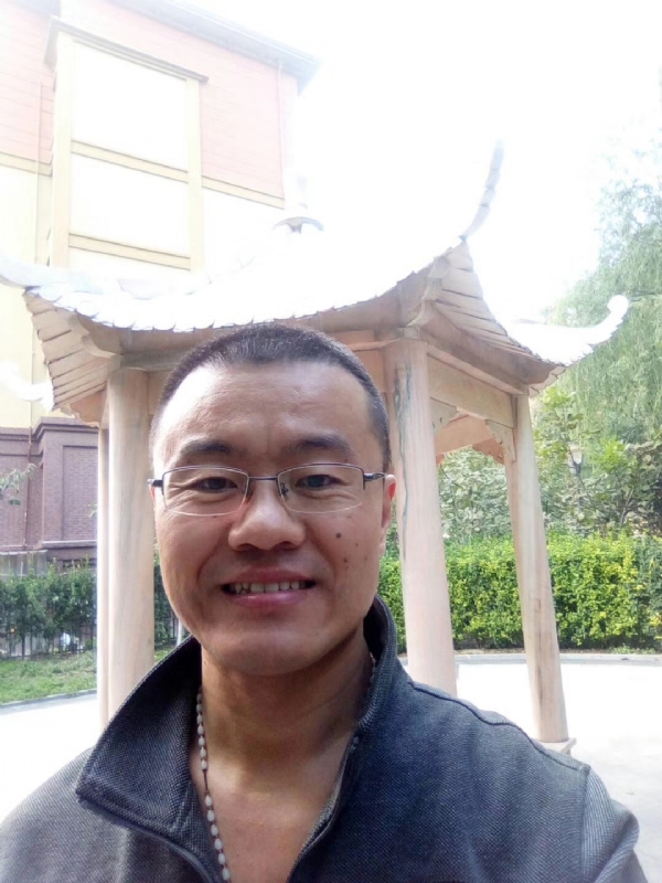 撸起袖子加油干的第一张照片--绵阳相亲服务中心