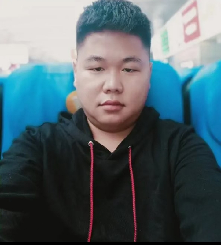 黄斌的第一张照片--绵阳相亲服务中心