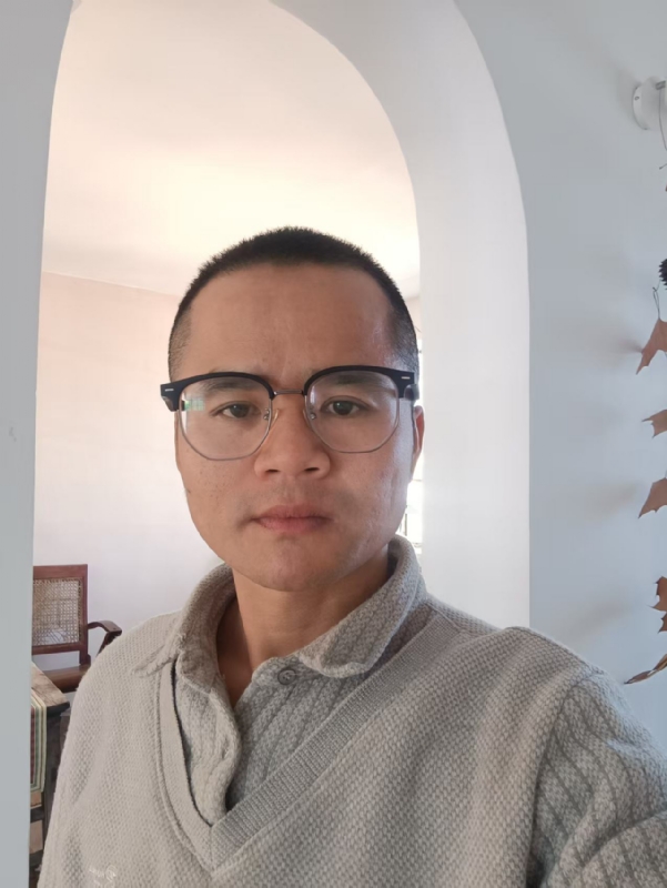 戴戴的第二张照片--绵阳相亲服务中心