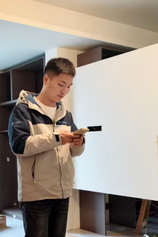 熊展的第一张照片--绵阳相亲服务中心