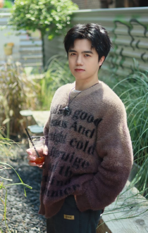 檐下雨的第二张照片--绵阳相亲服务中心