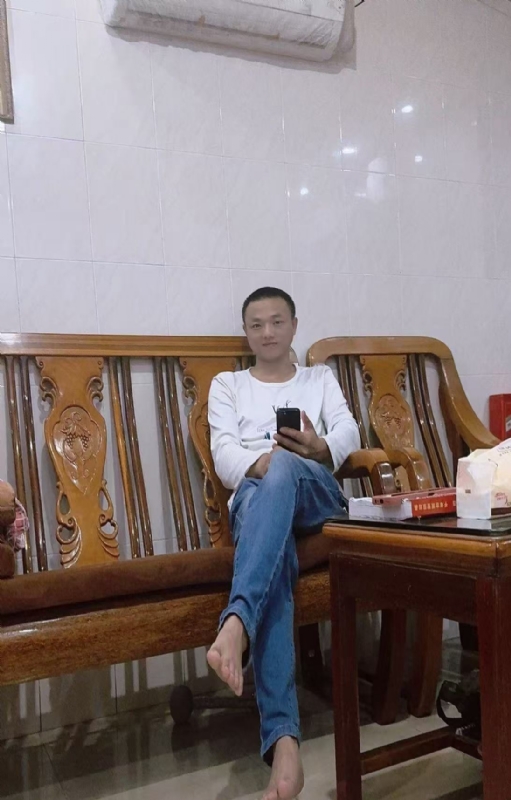 知年的第三张照片--绵阳相亲服务中心